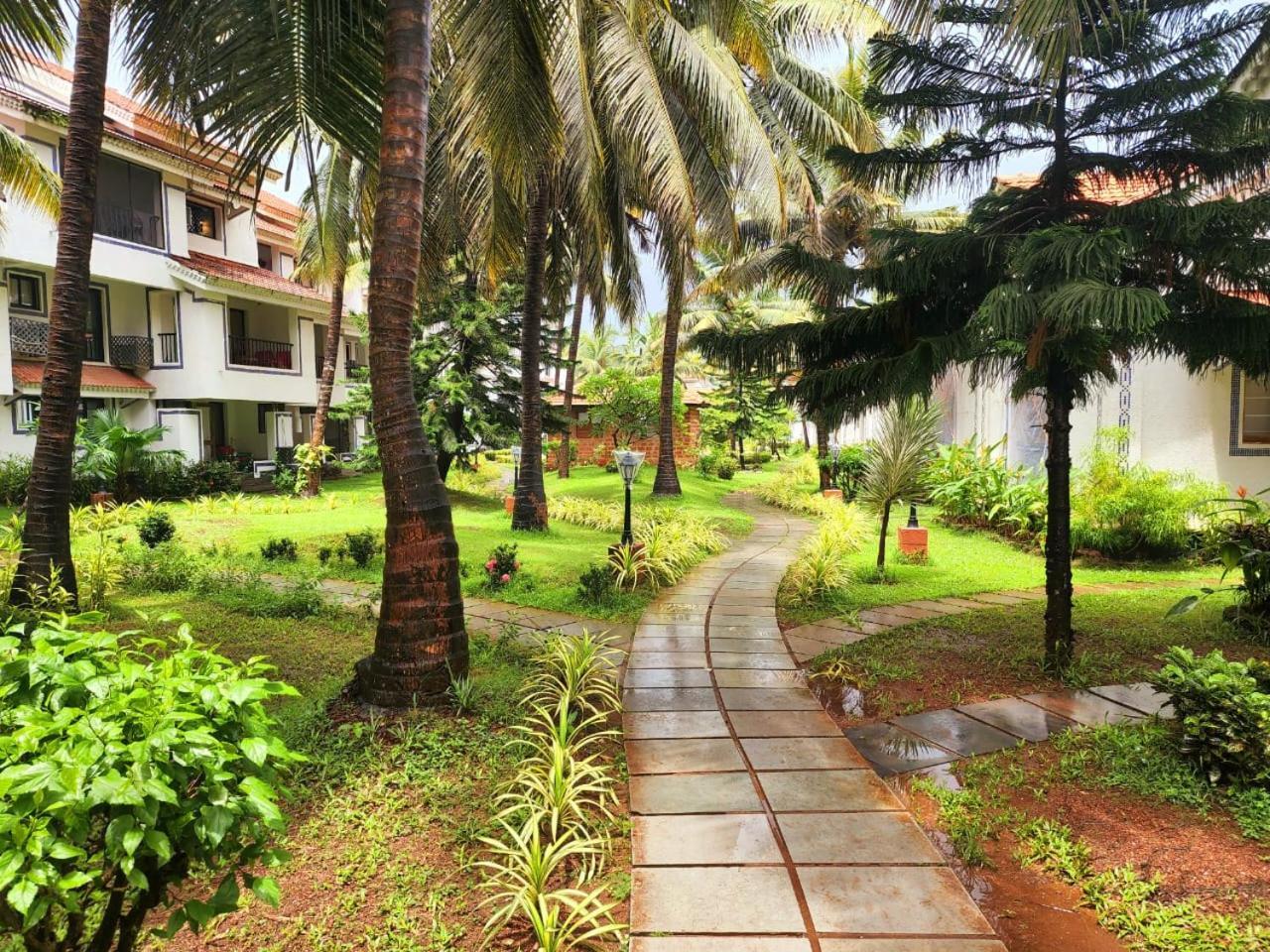 Riviera Hermitage Arpora Buitenkant foto